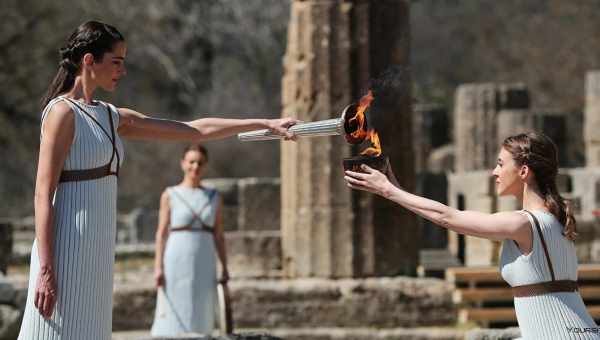 Где зажигают олимпийский огонь в Греции